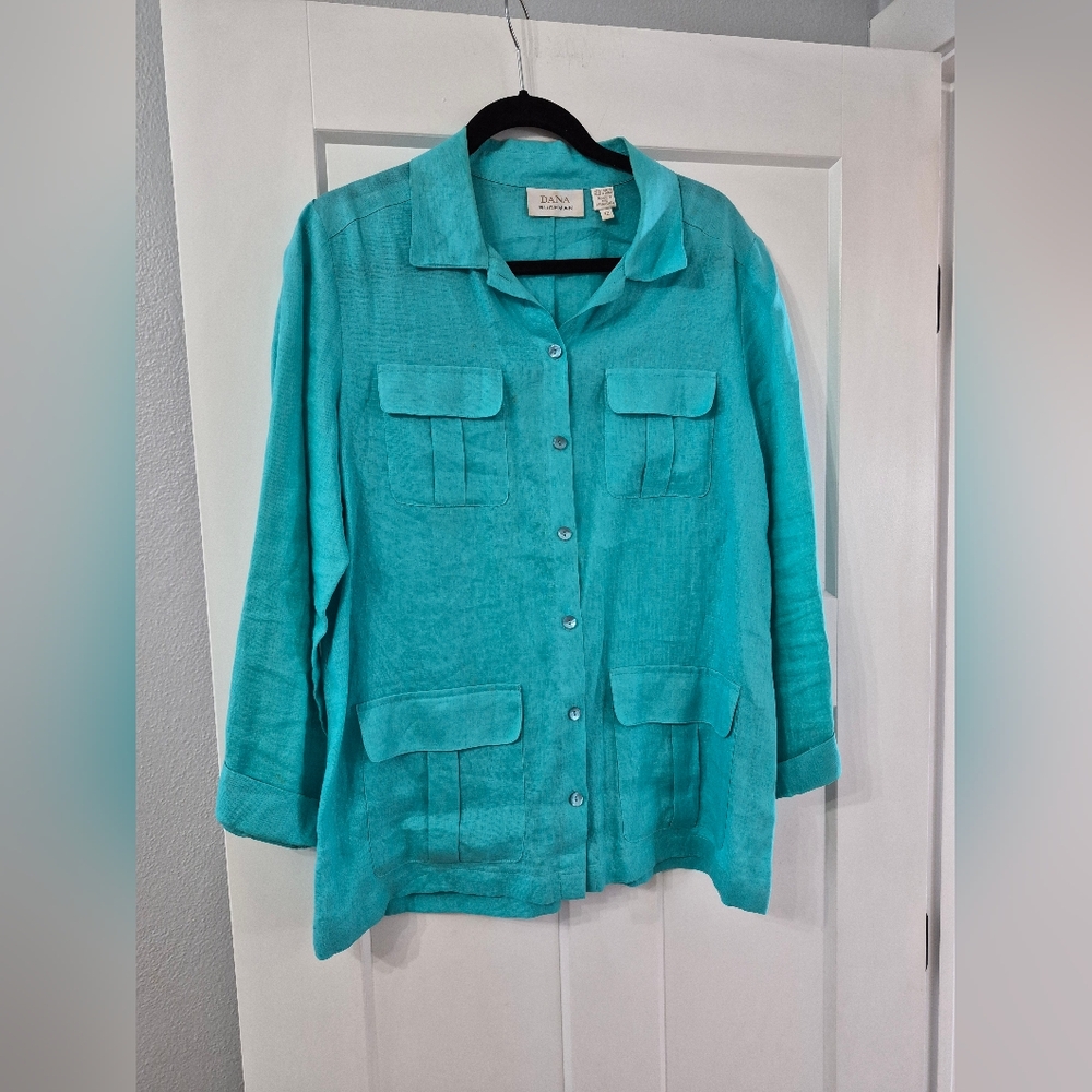 Dana Buchman Size 12 100% Silk Blouse